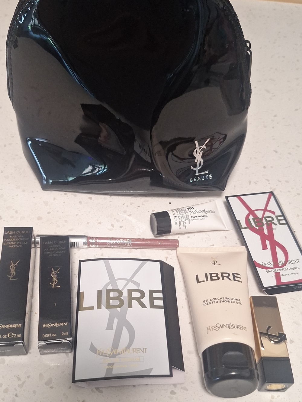 Yves Saint Laurent Lash Clash Mascara in Black